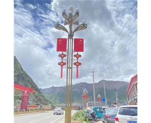 博乐抱箍太阳能路灯生产厂家