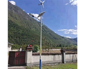 博乐壁挂太阳能路灯生产厂家