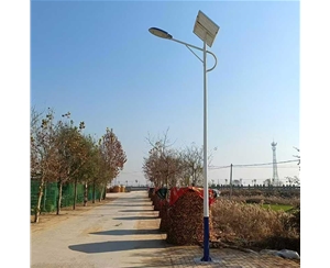 博乐太阳能路灯